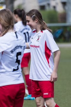 Bild 303 - wCJ Germania Schnelsen - Walddoerfer SV : Ergebnis: 0:6